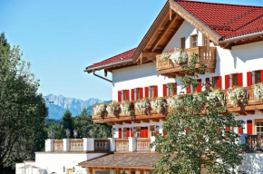 Гостиница Golf Resort Achental  Грассау